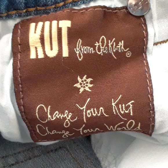 SOLD Kut From Kloth size 2 Boyfriend - Picture 4 of 5